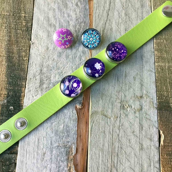 Jewelry - Women's Snap Bracelet